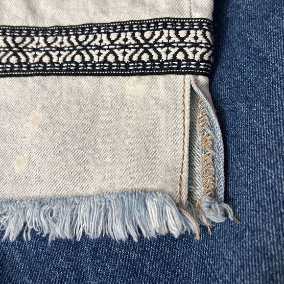 BLANKNYC Miss Molly Jeans Women's Size 27 Blue High Rise Tapered Raw Frayed Hem - Picture 8 of 12